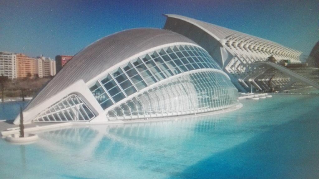 Apartamento Jardin De Ayora Valencia Luaran gambar